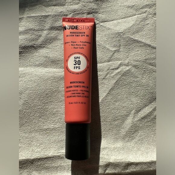 Nudestix Nudescreen blush + lip tint set (5 pcs) SPF30 - Picture 5 of 13